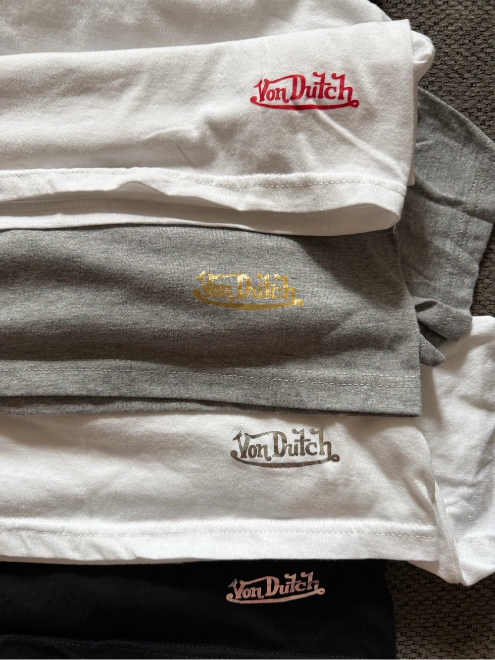 4 Von Dutch men’s tee shirts